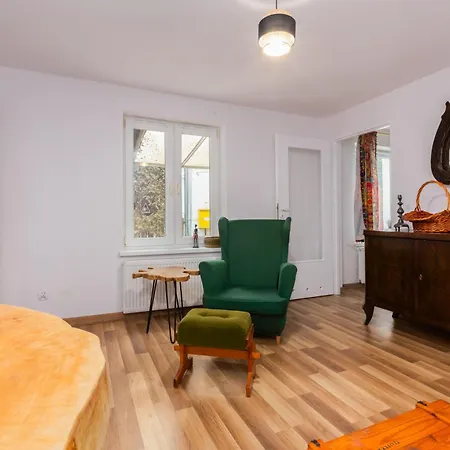 Oliwa Bohemian By Bookinghost